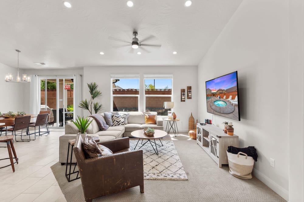 Photo of Livingroom in Sienna Hills