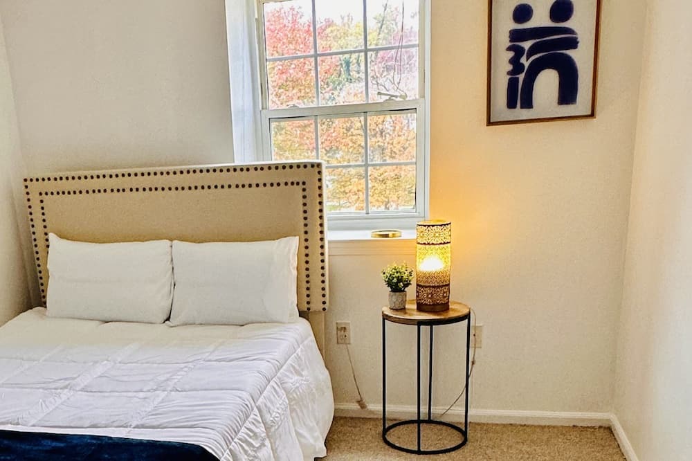 Photo of Bedroom in Leisure World