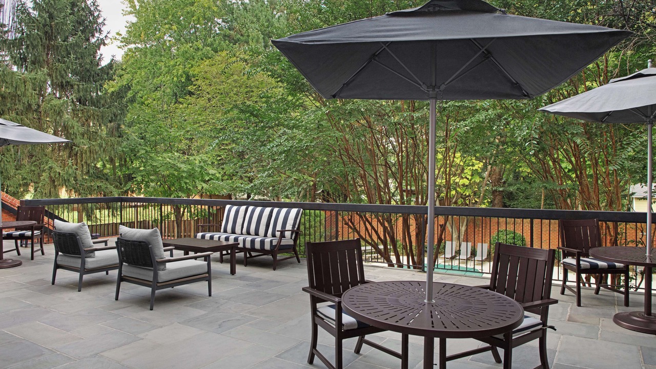 Photo of Patio Balcony in Baileys Crossroads