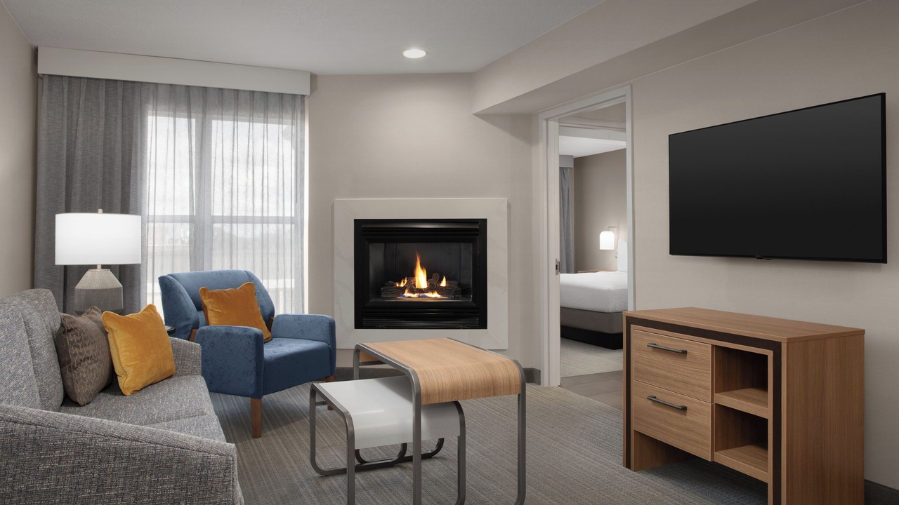 Photo of Livingroom in Baileys Crossroads