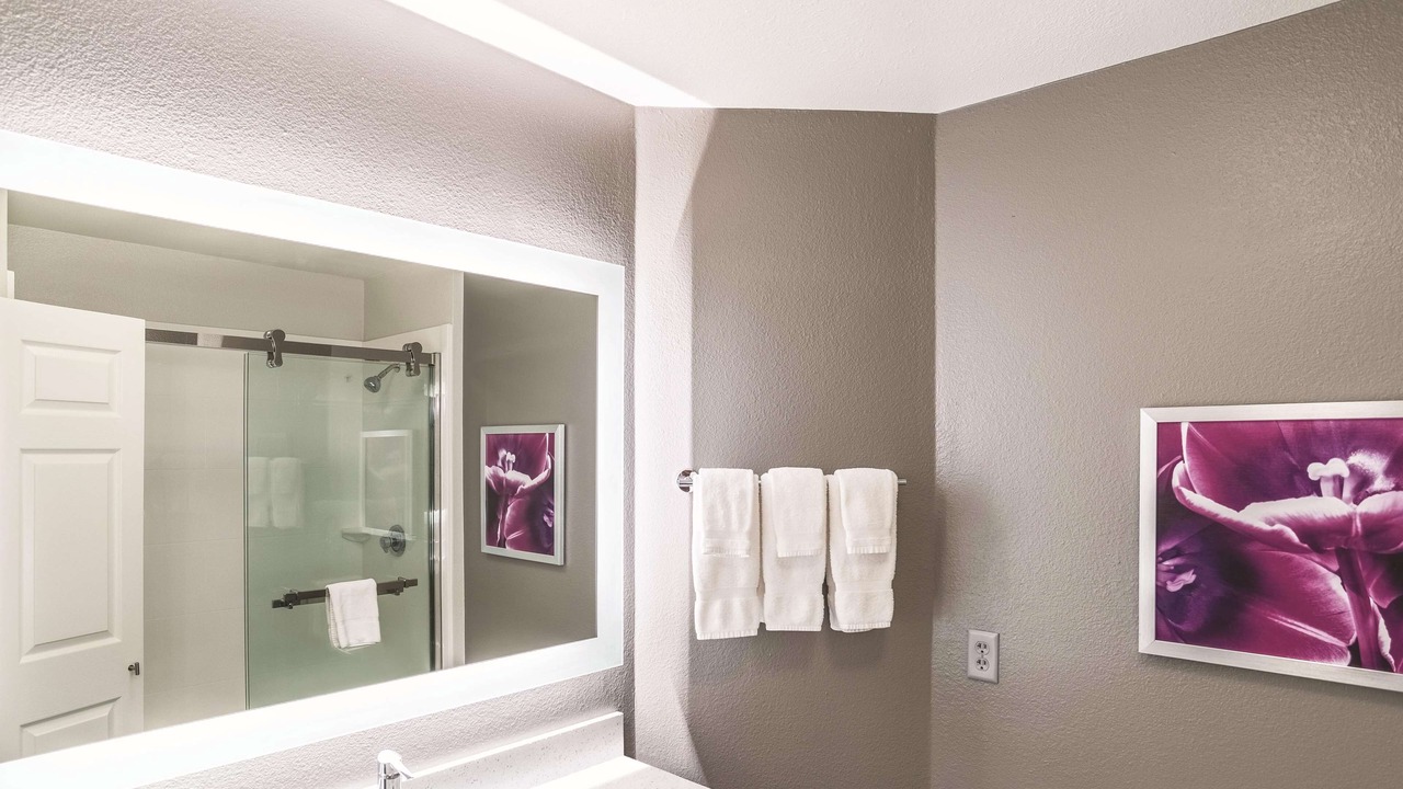 Photo of Bathroom in Woodlands Village