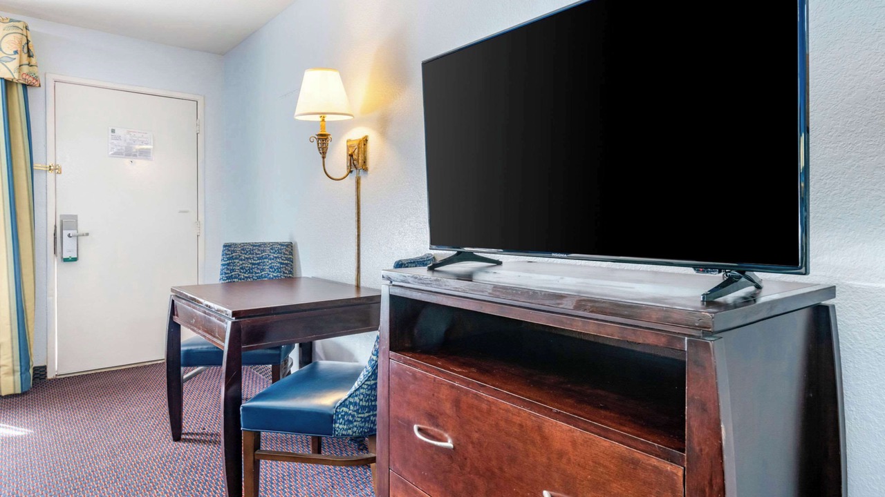 Photo of Bedroom in Indian Beach Sapphire Shores