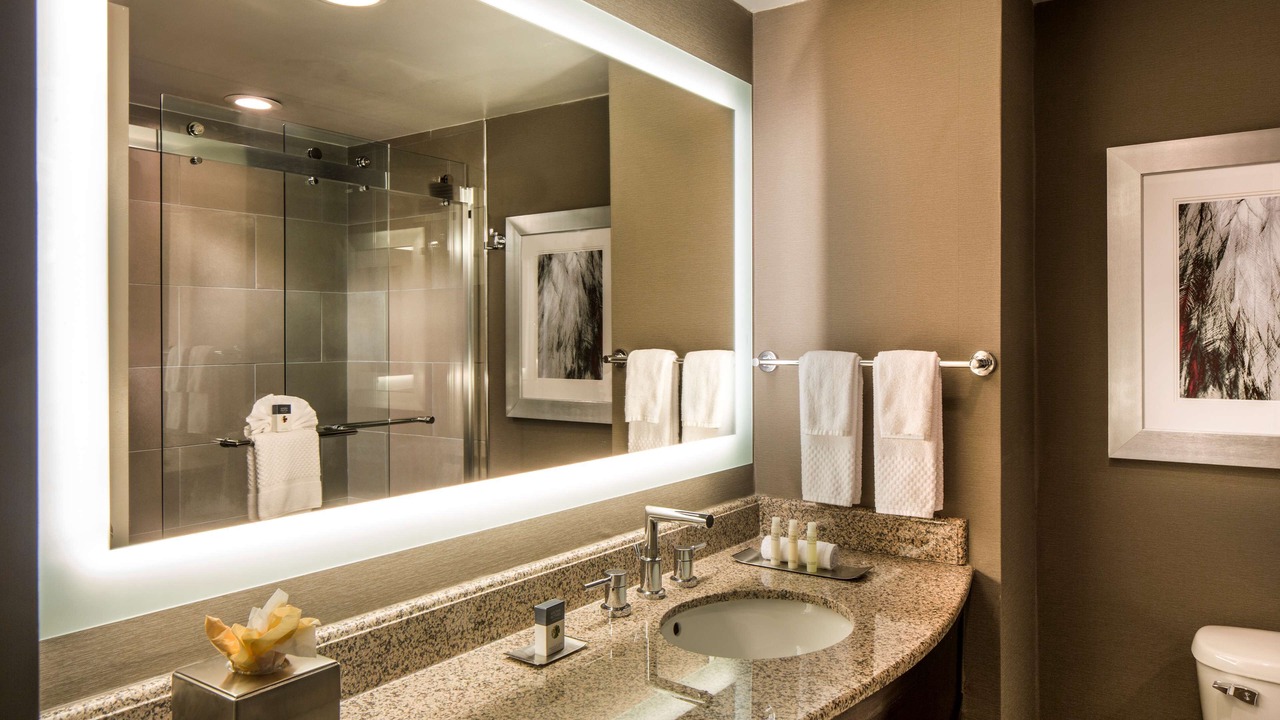 Photo of Bathroom in Lake Arbor