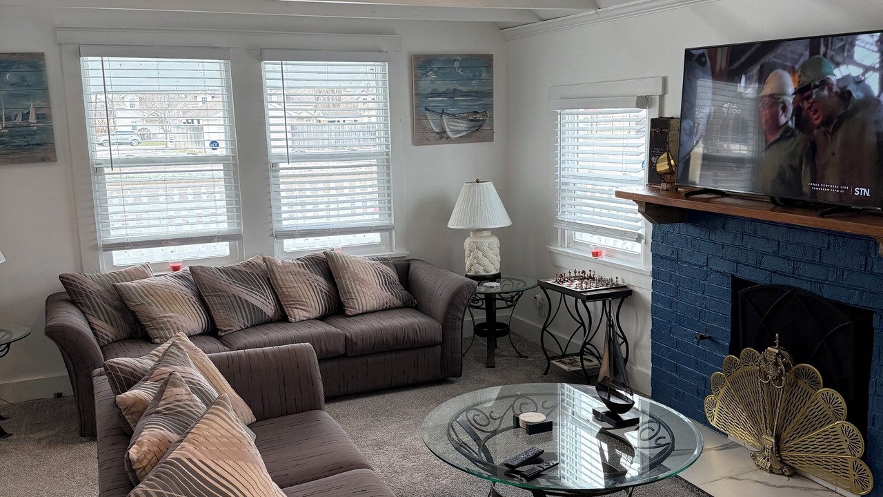 Photo of Livingroom in Buckeye Lake