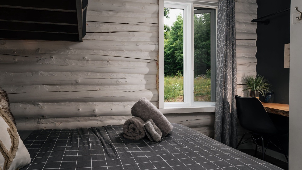 Photo of Bedroom in Val-des-Lacs
