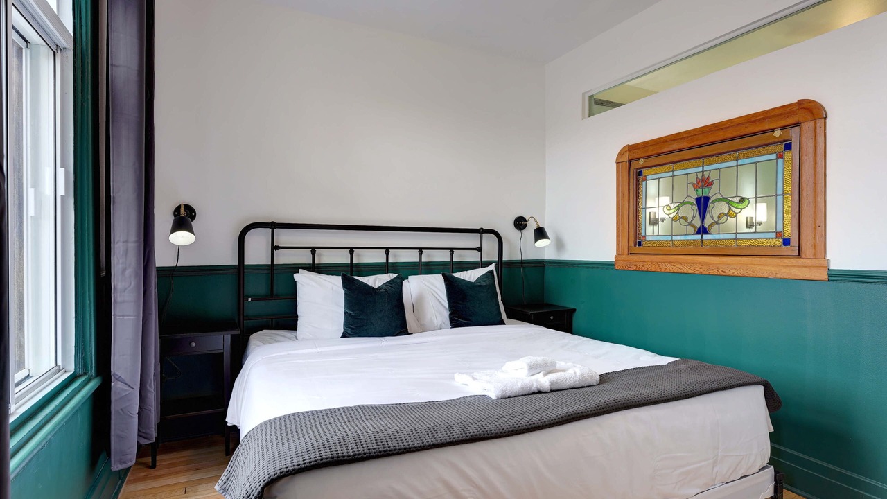 Photo of Bedroom in Hochelaga