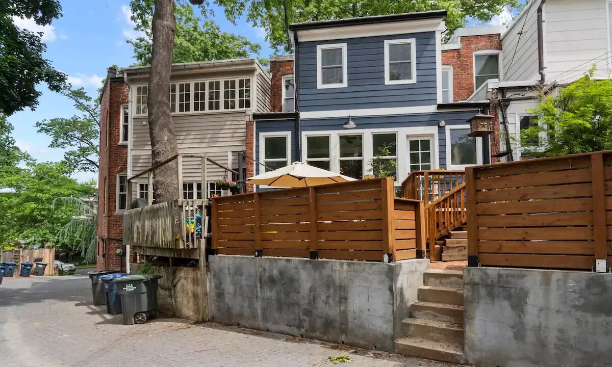 Photo of Outdoor in Mount Pleasant