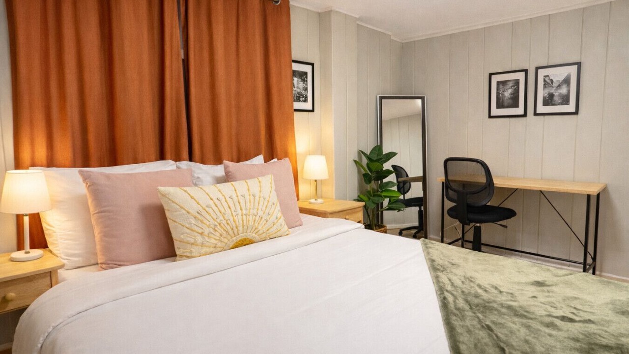 Photo of Bedroom in Fremont