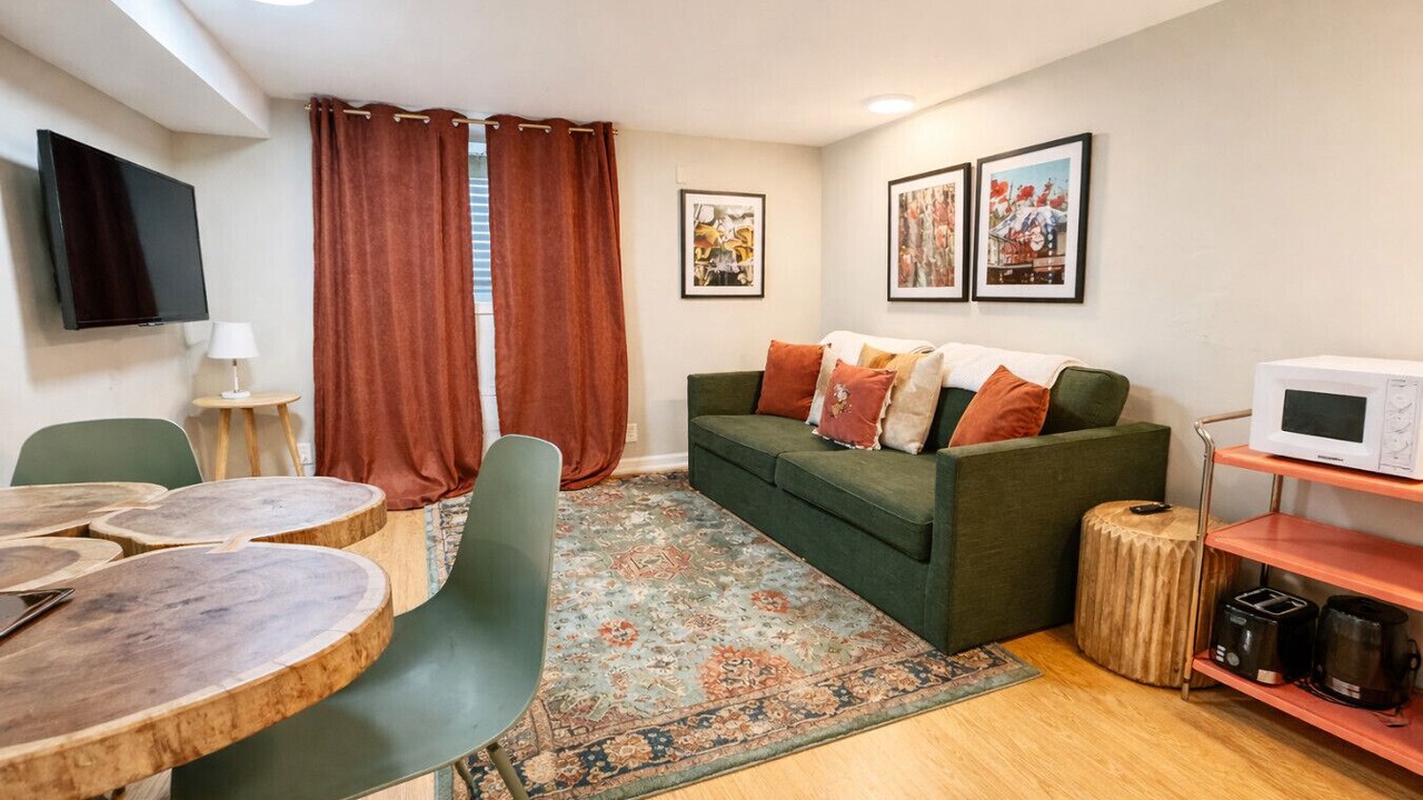 Photo of Livingroom in Fremont