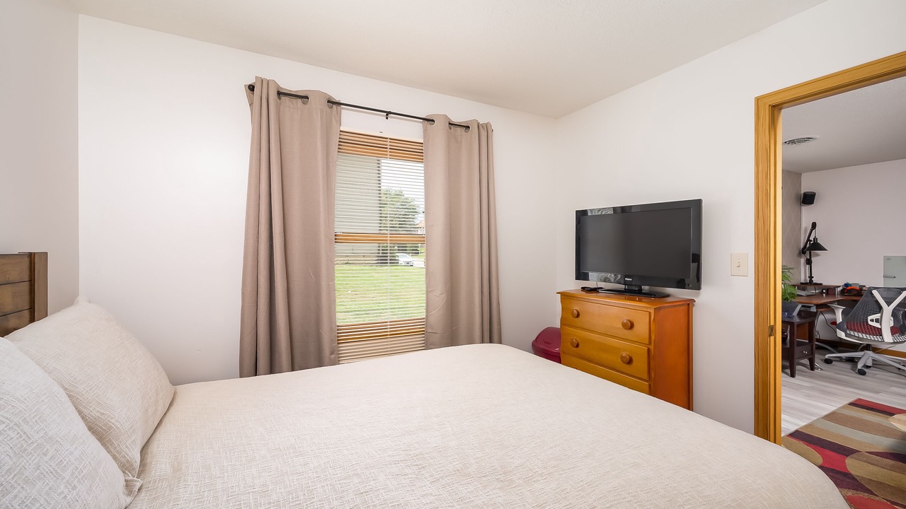 Photo of Bedroom in Marysville