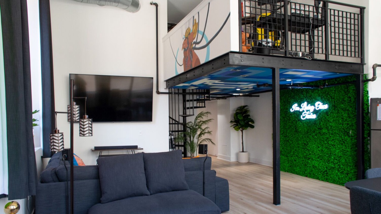 Photo of Livingroom in Downtown Baltimore