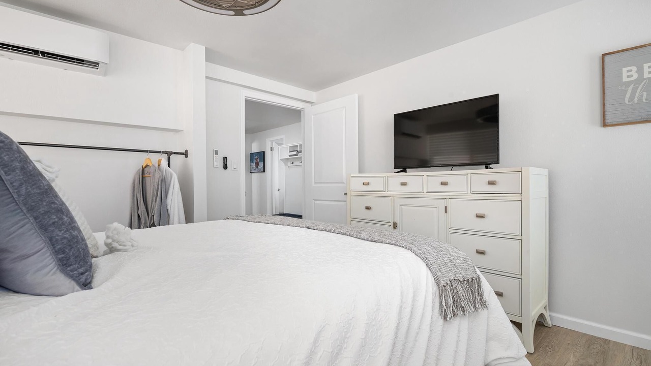 Photo of Bedroom in Nokomis