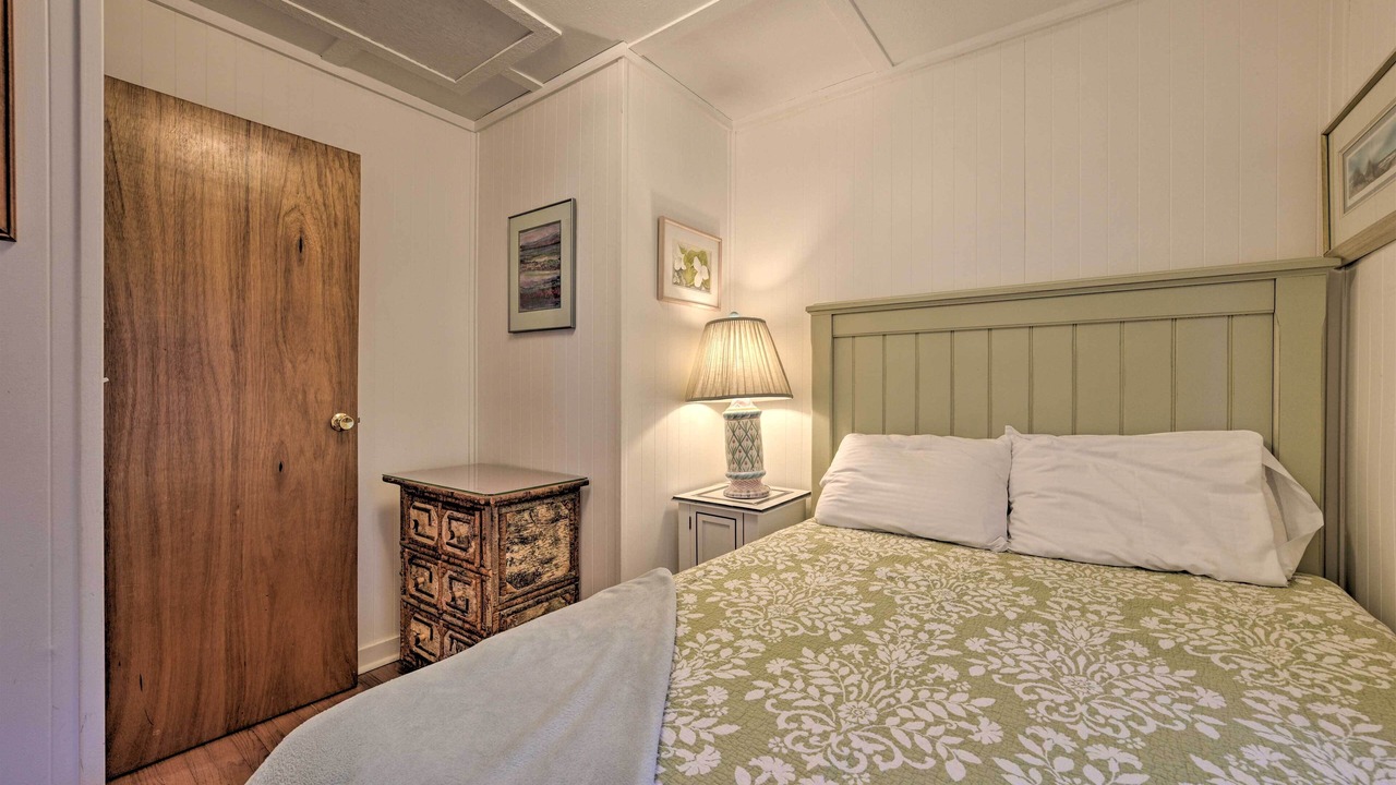 Photo of Bedroom in Suttons Bay