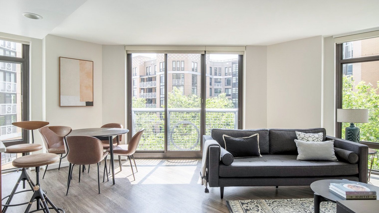 Photo of Livingroom in Ballston