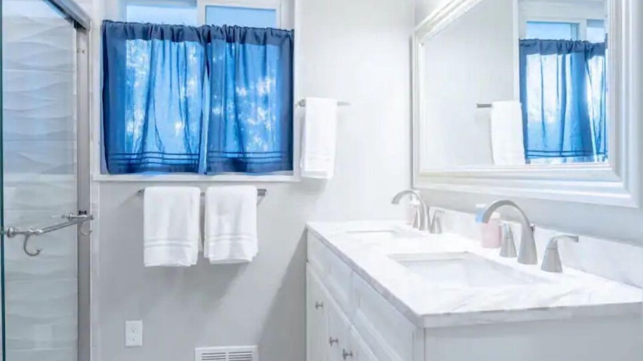Photo of Bathroom in Claremont