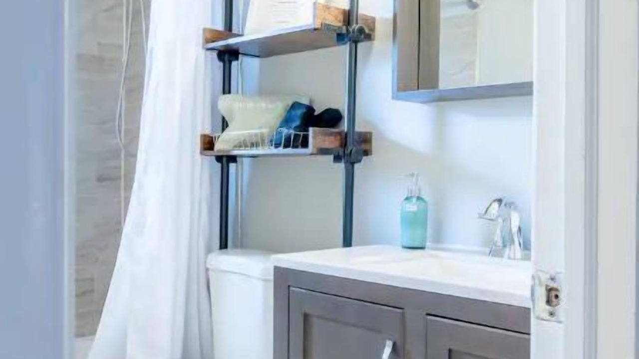 Photo of Bathroom in Claremont