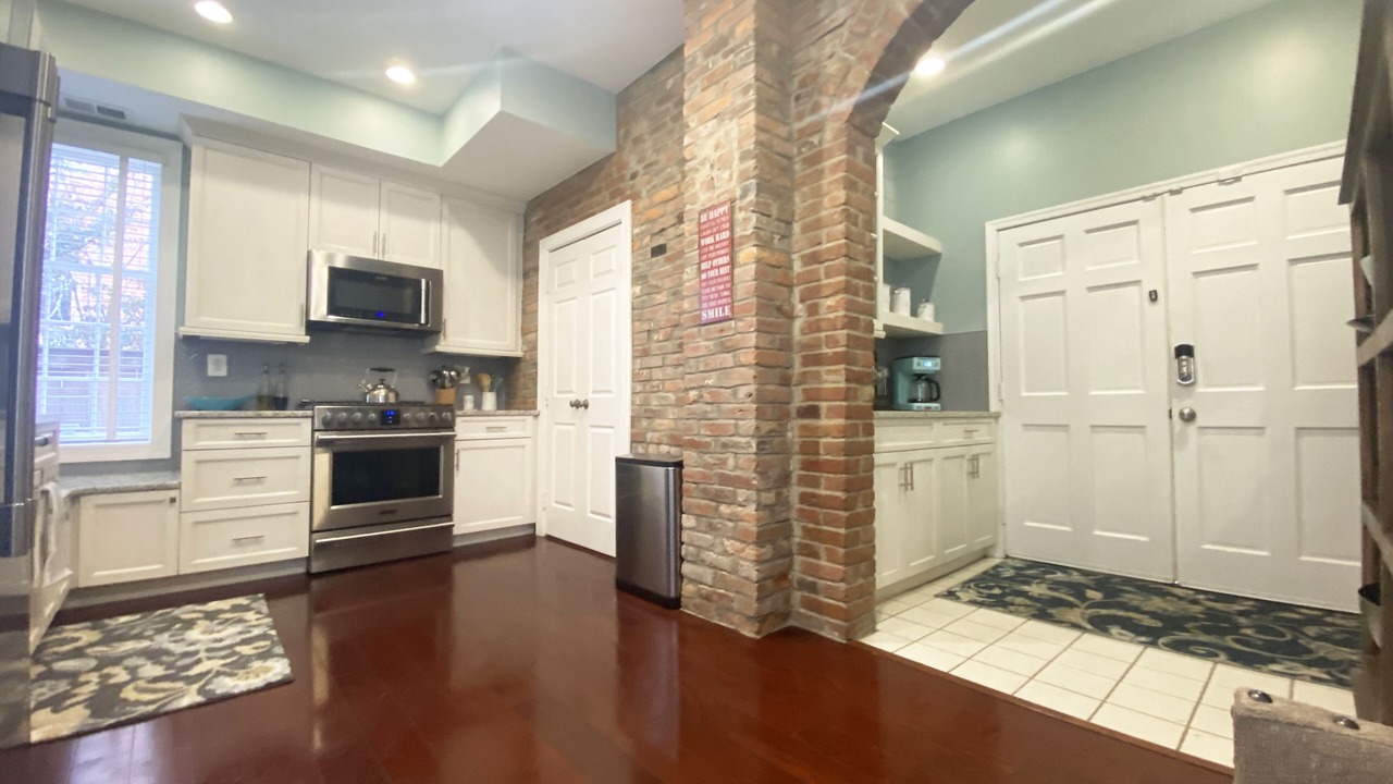 Photo of Kitchen in Old Town West