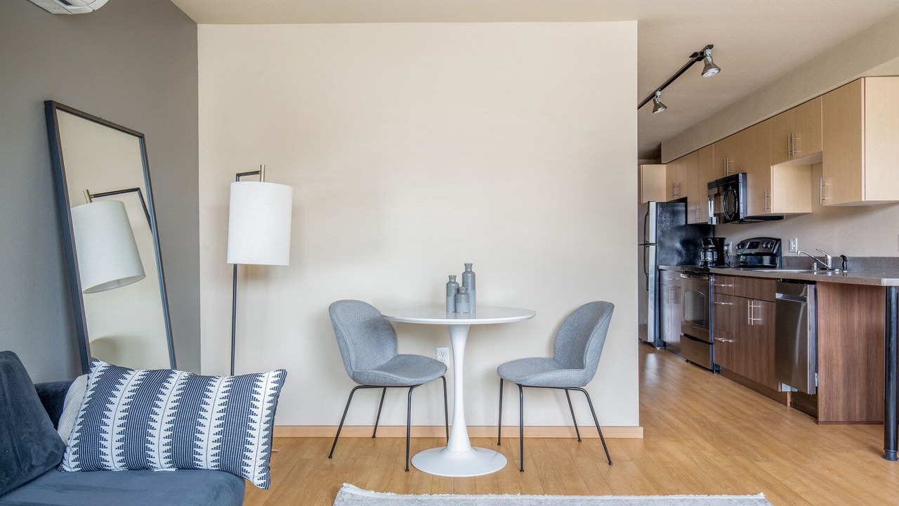 Photo of Livingroom in Lower Queen Anne
