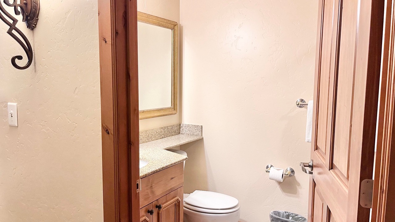 Photo of Bathroom in Midway