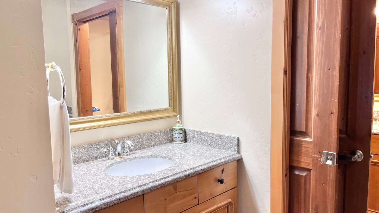 Photo of Bathroom in Midway