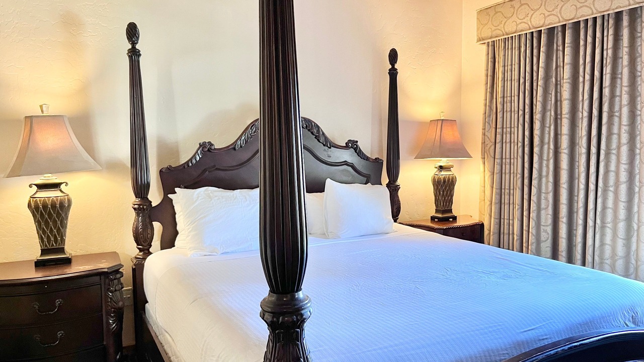 Photo of Bedroom in Midway