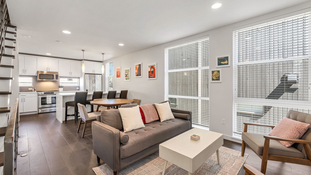Photo of Livingroom in Green Lake