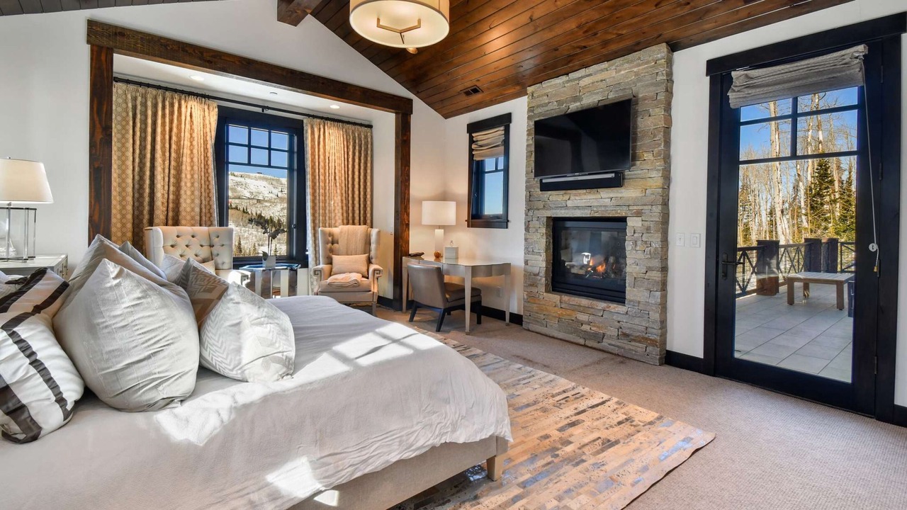 Photo of Bedroom in Empire Pass