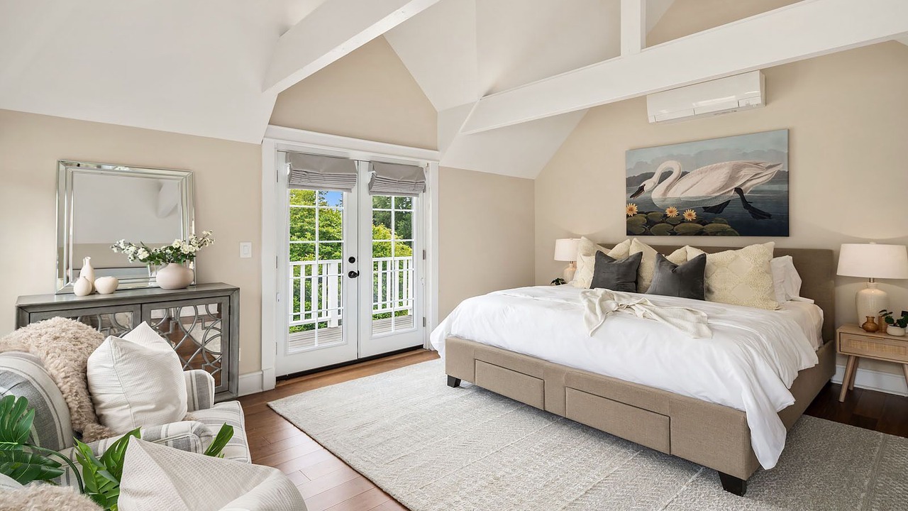 Photo of Bedroom in Woodinville