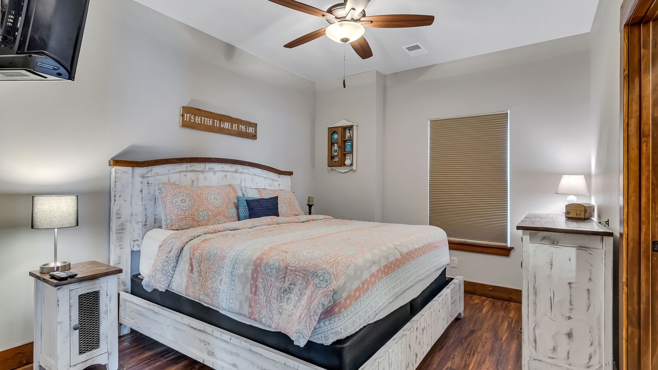 Photo of Bedroom in Indian Point