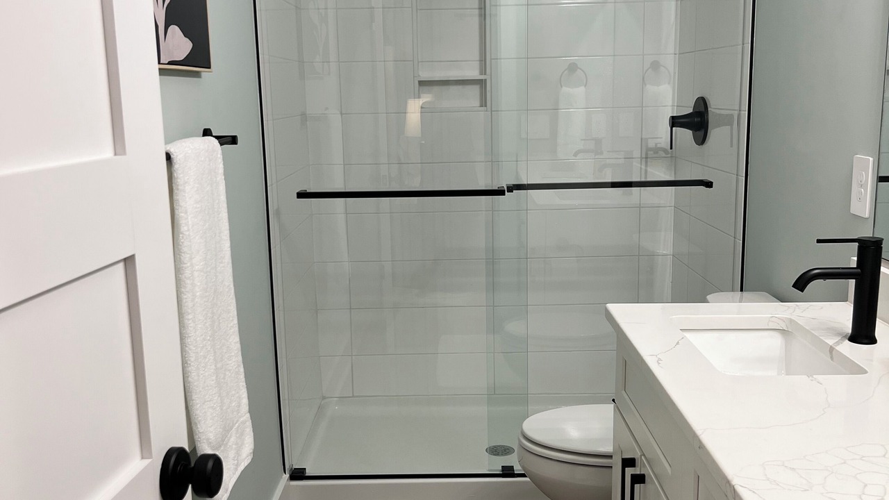 Photo of Bathroom in Corolla Light