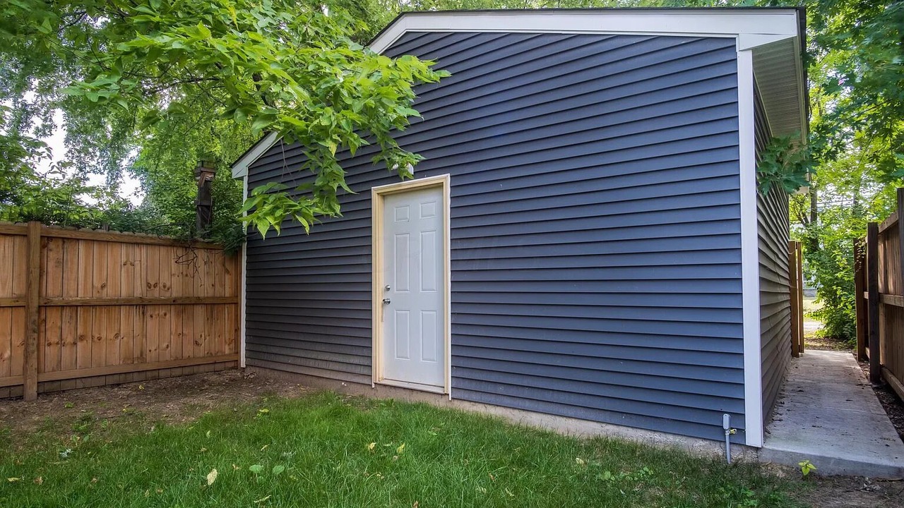 Photo of Outdoor in Near East Columbus