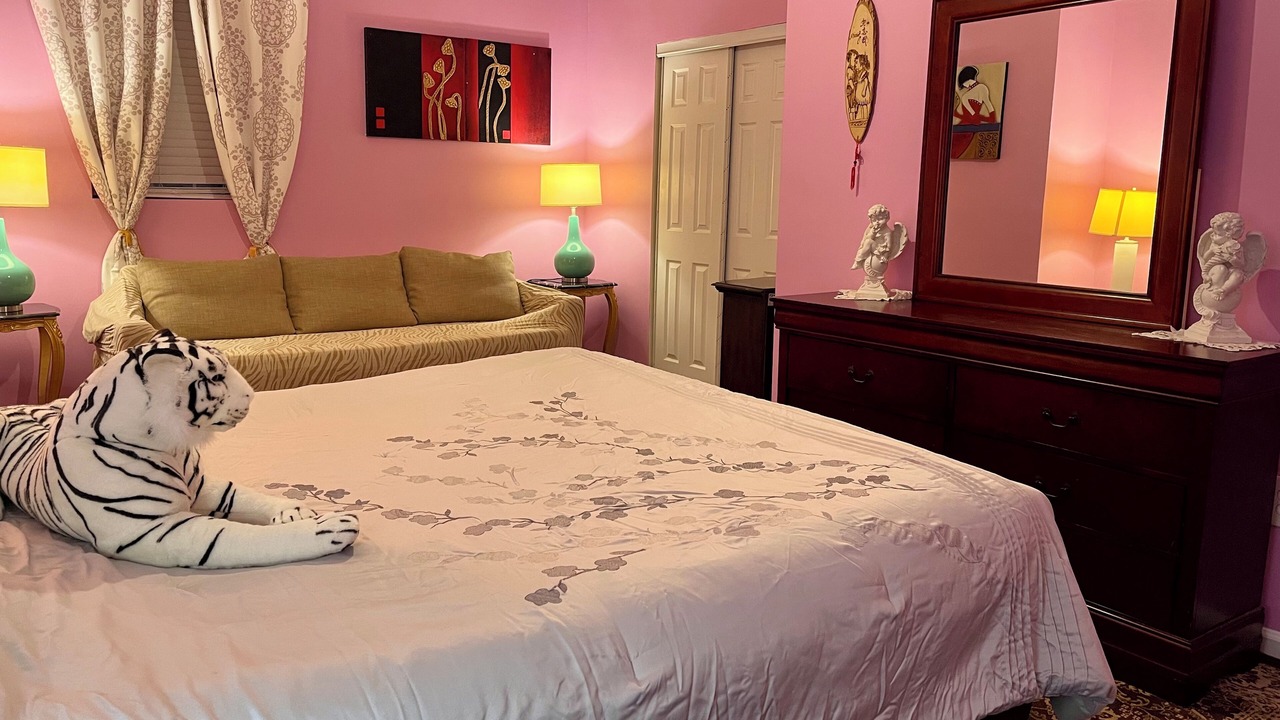 Photo of Bedroom in Neabsco
