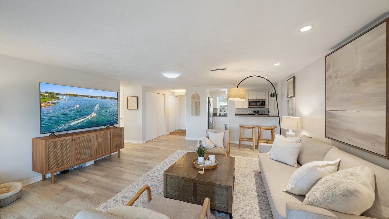 Photo of Livingroom in Southgate