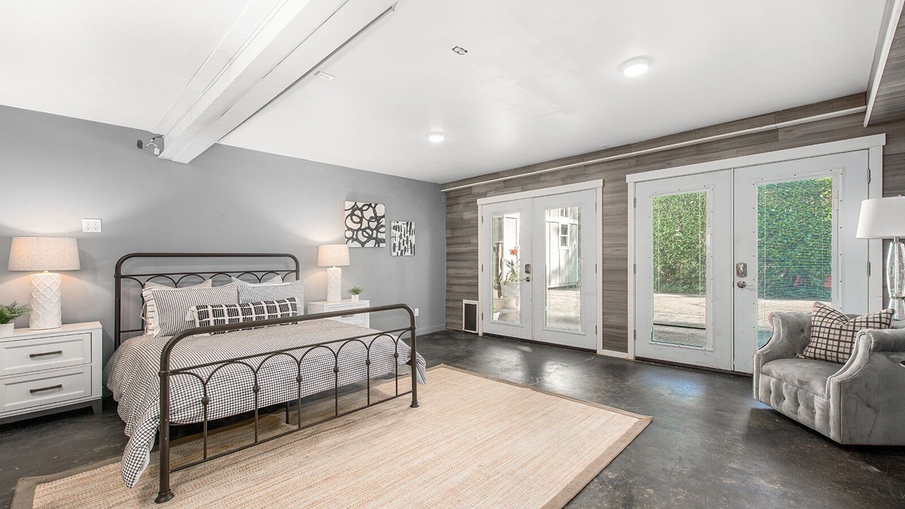 Photo of Bedroom in West Bellevue