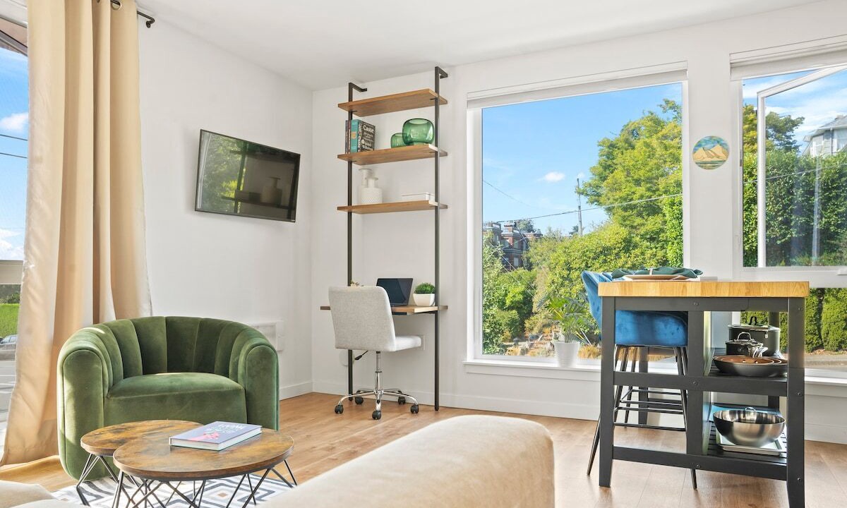 Photo of Livingroom in Capitol Hill