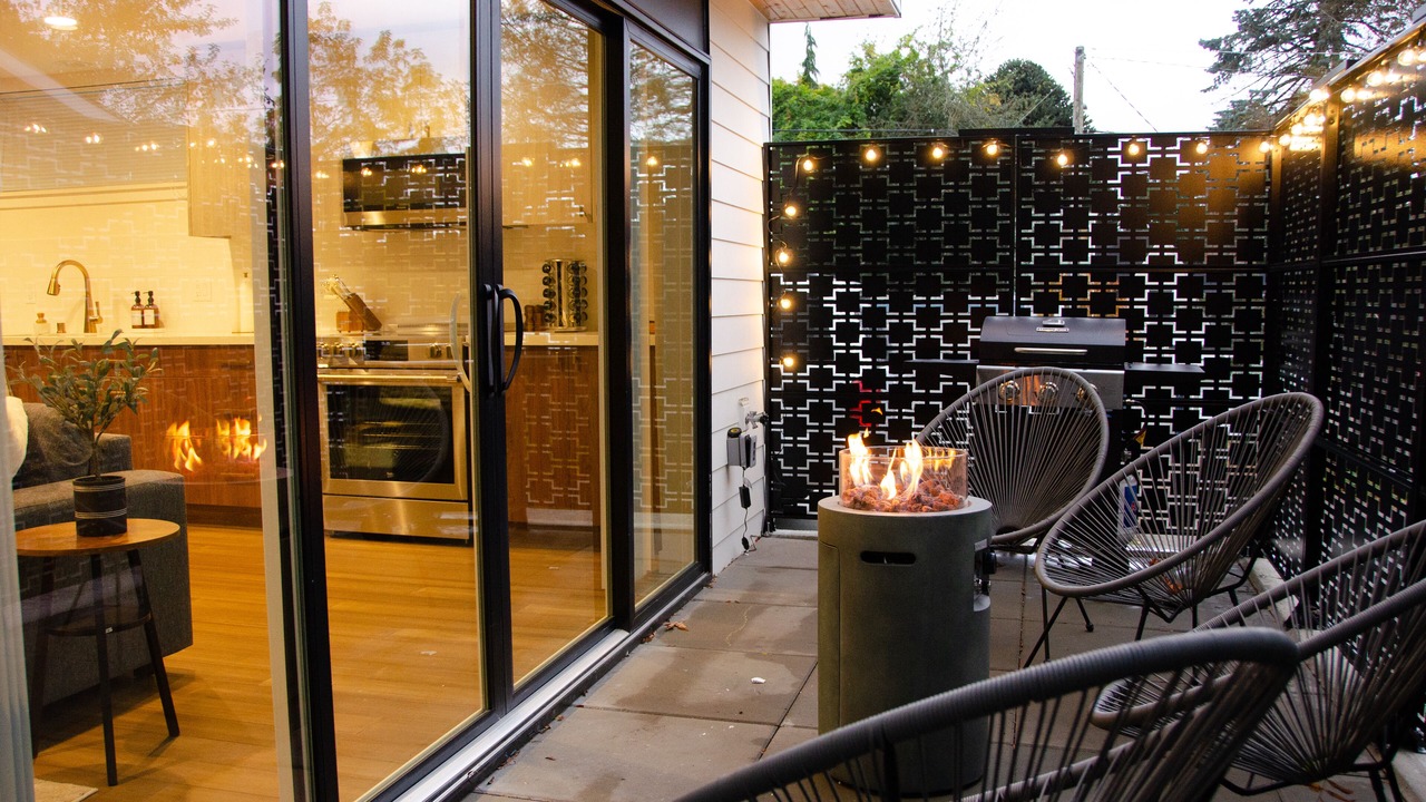 Photo of Patio Balcony in Green Lake