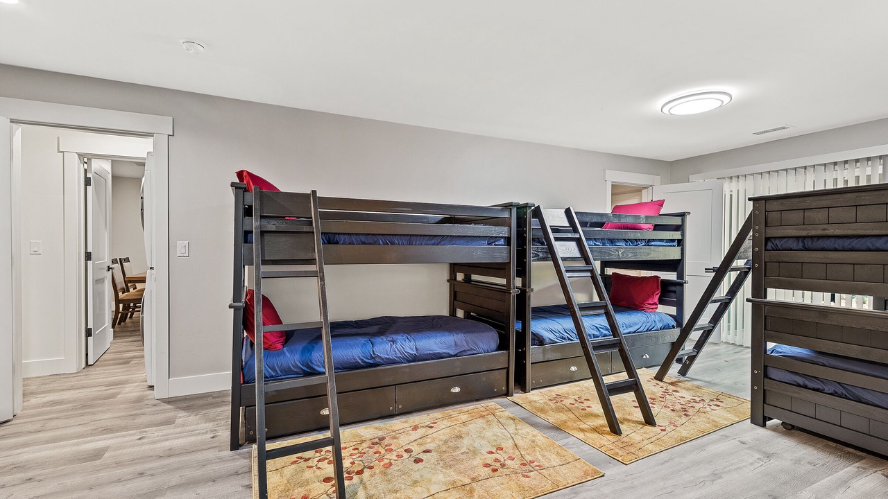 Photo of Bedroom in Switzer Mesa