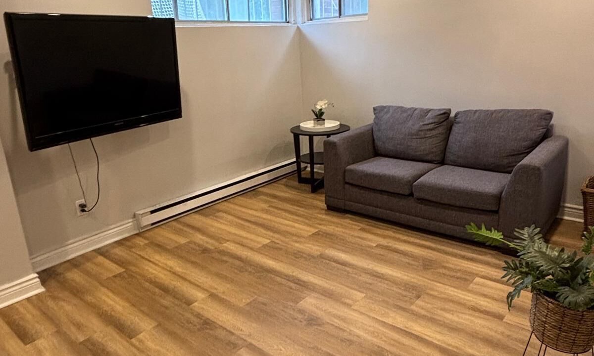 Photo of Livingroom in Cote-Saint-Luc