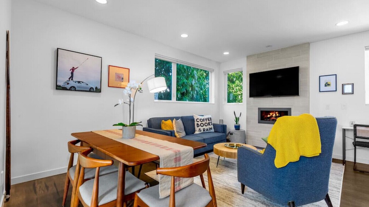 Photo of Livingroom in Fremont