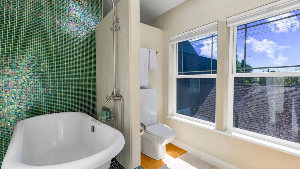 Photo of Bathroom in Columbia City