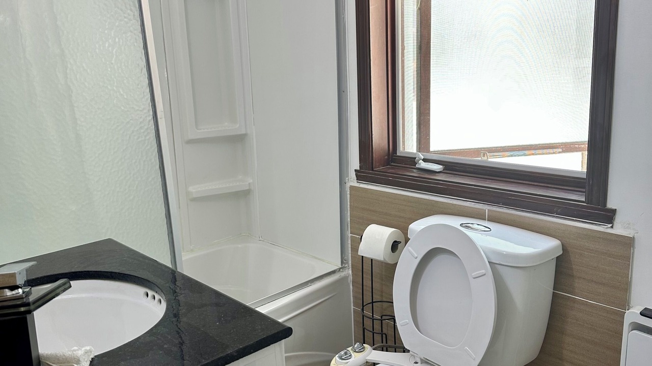 Photo of Bathroom in Pointe Claire