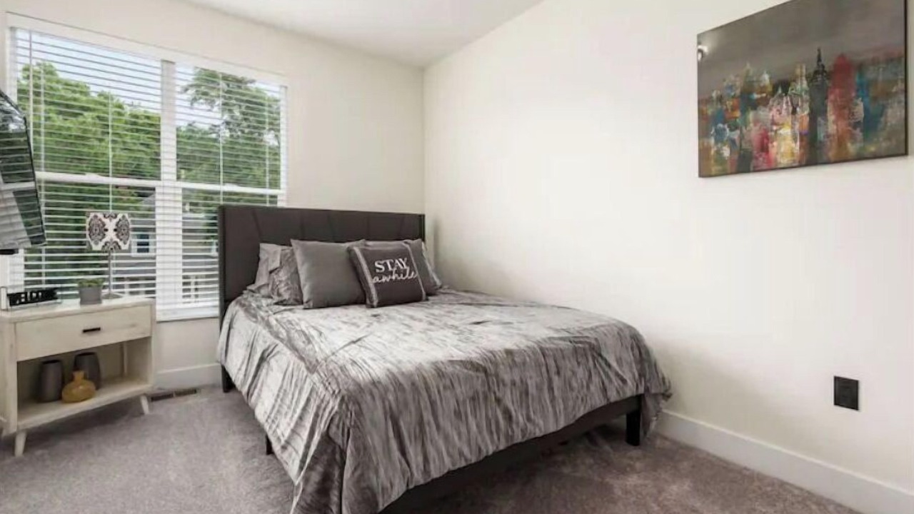 Photo of Bedroom in Franklin Park