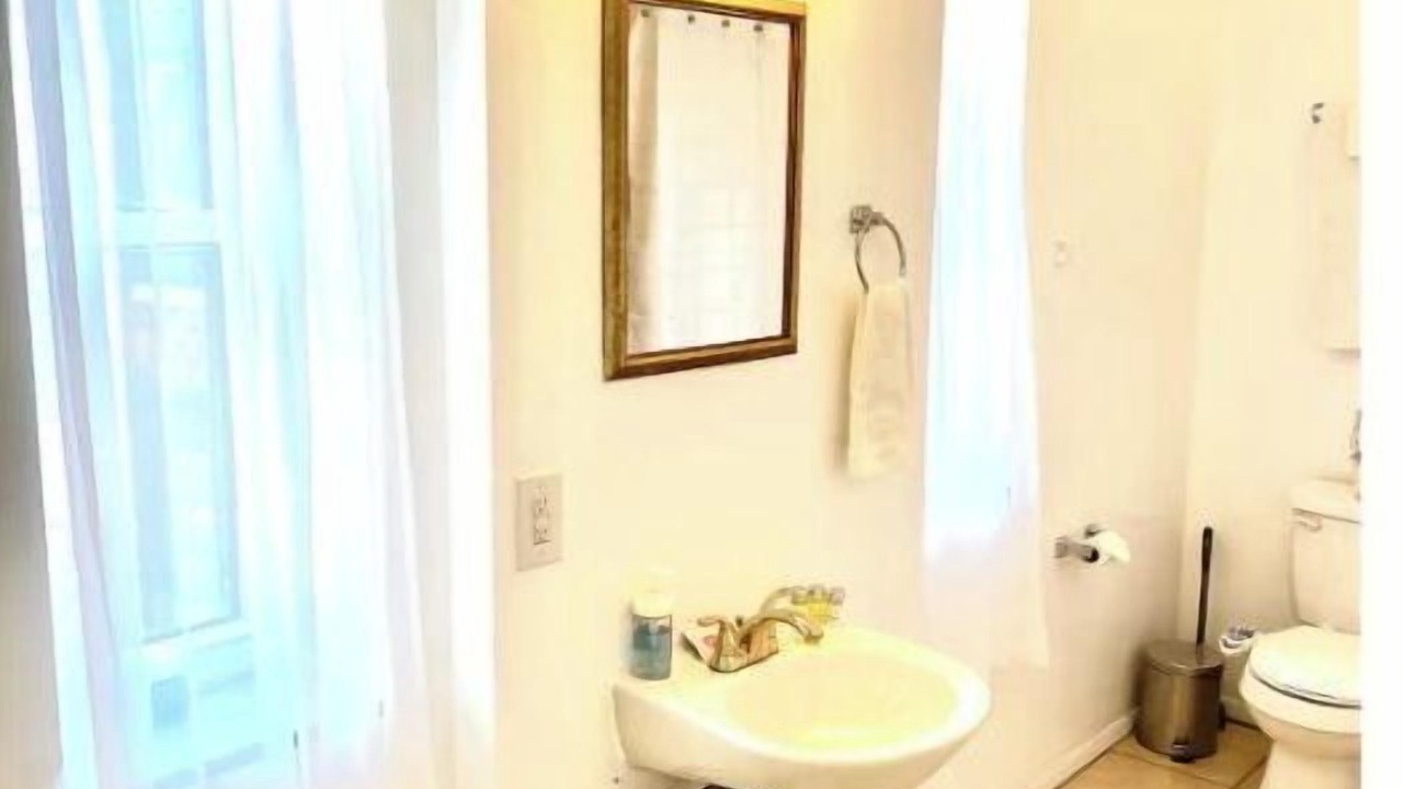 Photo of Bathroom in Short North