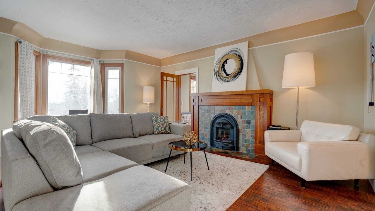Photo of Livingroom in Southwest Calgary