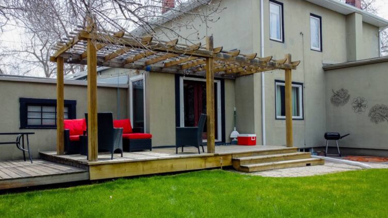 Photo of Patio Balcony in Southwest Calgary