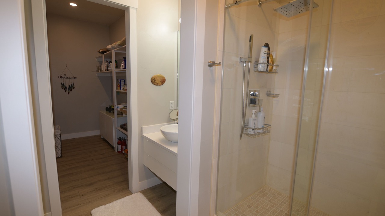 Photo of Bathroom in Big Water