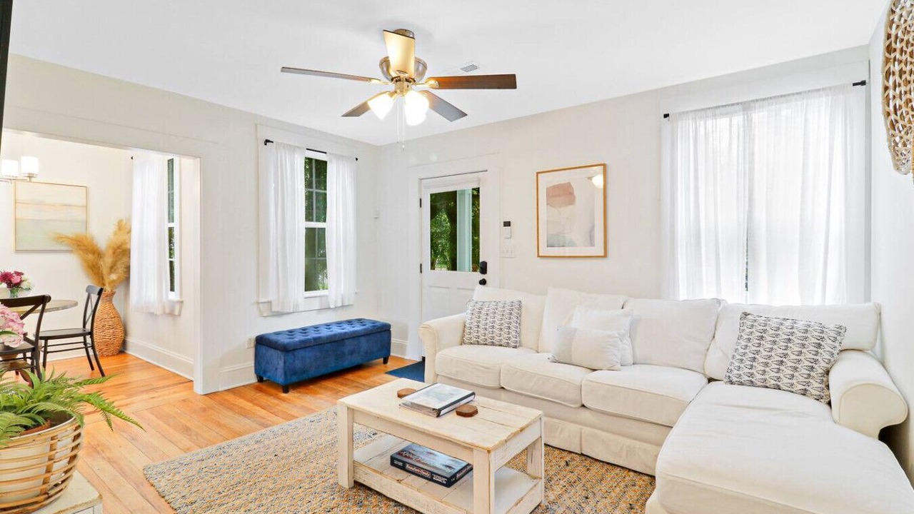 Photo of Livingroom in Beaufort
