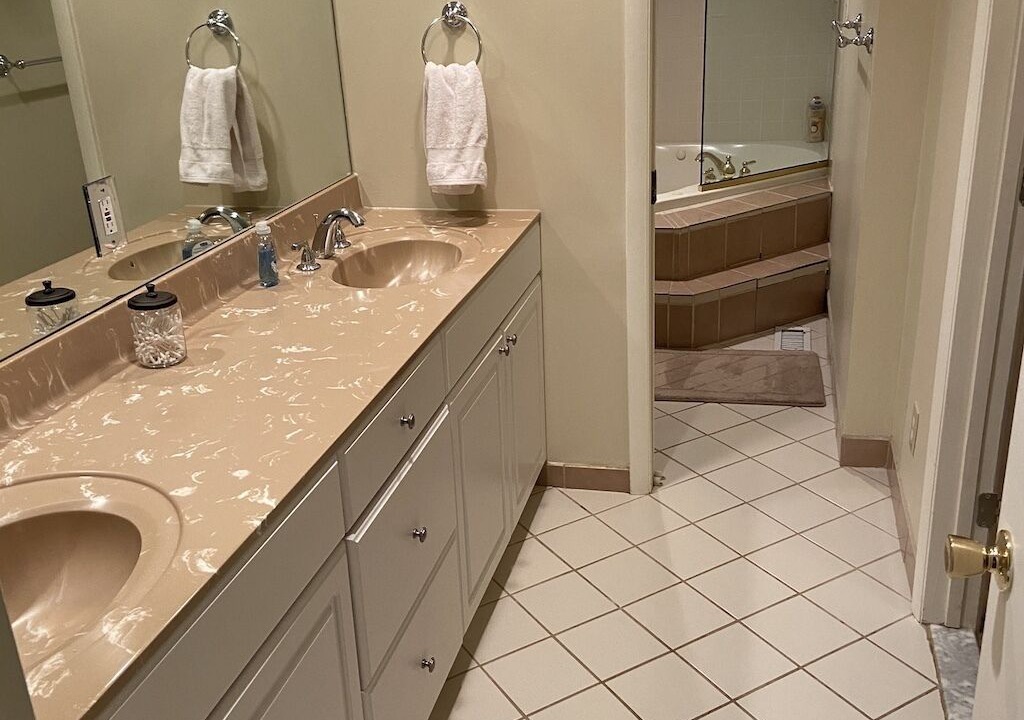 Photo of Bathroom in Donaldson Run
