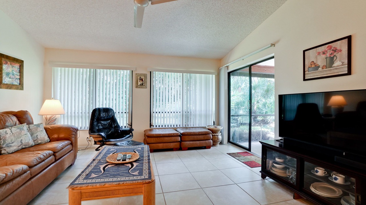 Photo of Livingroom in Palmer Ranch