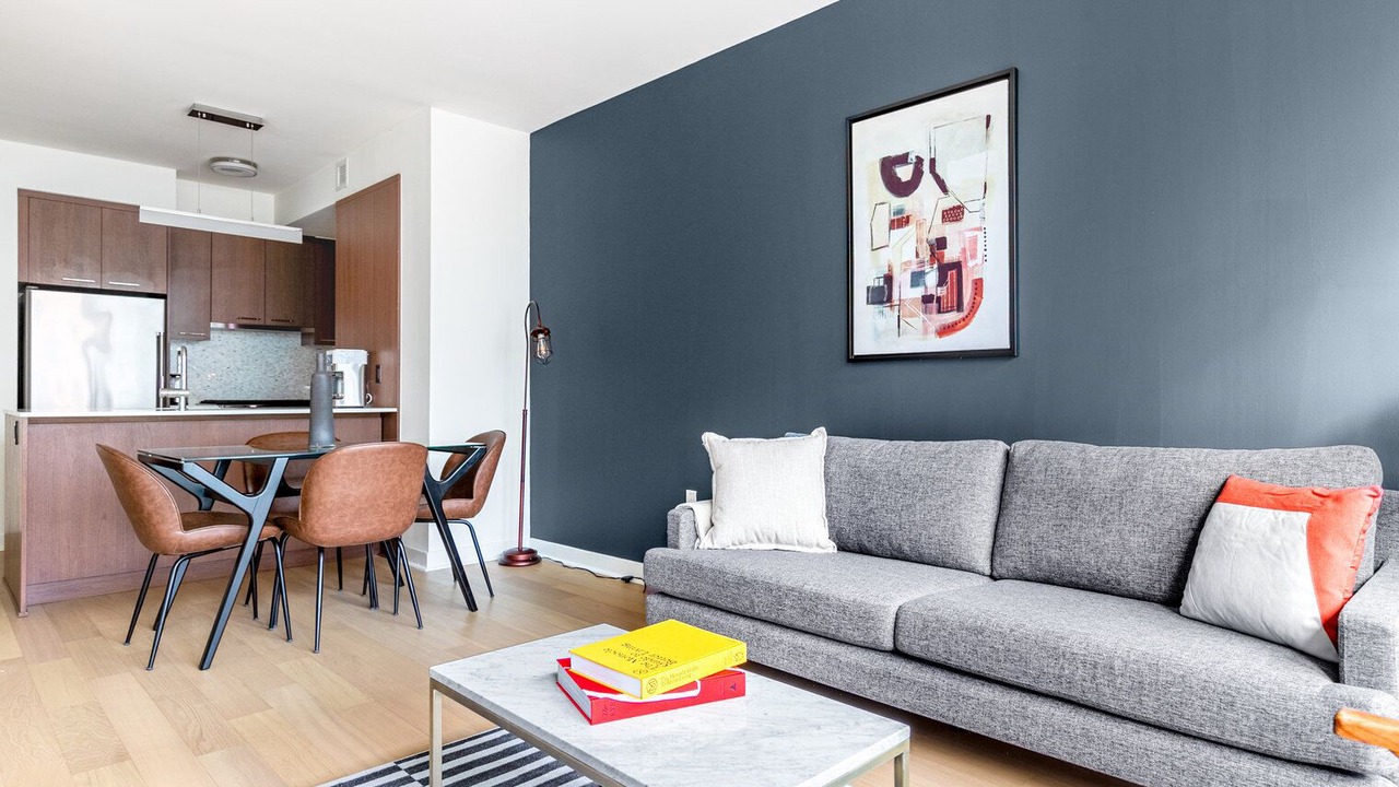 Photo of Livingroom in Navy Yard